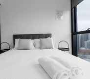 Others 5 Luxury 2bed2bath apt in the Heart of Mel@collins