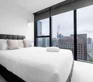 Others 3 Luxury 2bed2bath apt in the Heart of Mel@collins