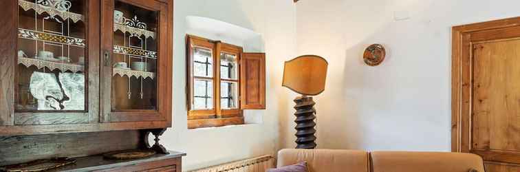 Lain-lain Elegant Holiday Home in Cortona With Private Garden