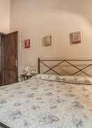 Room Secluded Holiday Home in Montefalco With Swimming Pool