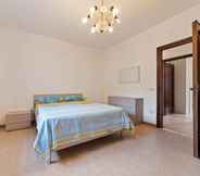 Others 2 Lovely Apartment in Agropoli With Garden and Fireplace
