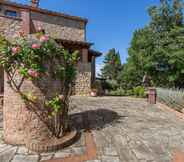 Others 6 Tranquil Holiday Home in Volterra With Swimming Pool