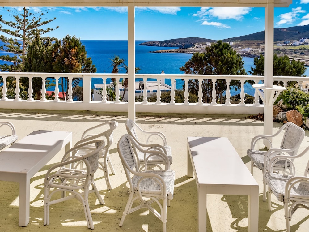 Ảnh chính Scenic Holiday Home in Syros With Balcony