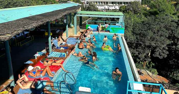 อื่นๆ Outpost Hostel - Coron - Adults Only