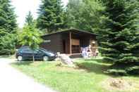 Others Tidy Furnished Wooden Chalet near Forest