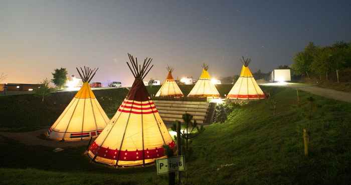 Others Indian Village Tipi Tent