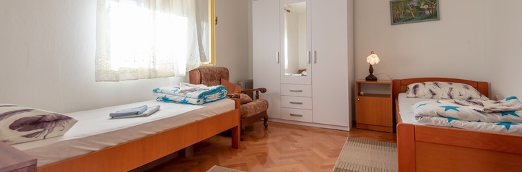 Khác The Apartment Consists of two Bedrooms, a Bathroom, a Kitchen and a Living Room