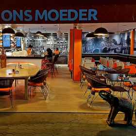 Primary image 1 Ons Moeder Restaurant Guesthouse - 6 50 Meters to the Beach, Machanu statue Hotels