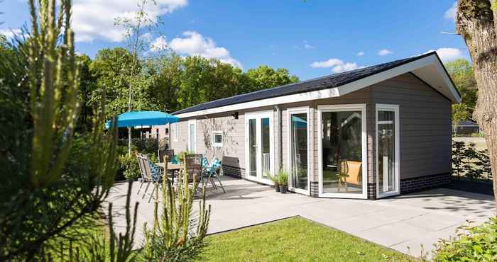 Others Modern Chalet With a Dishwasher, Located in Park De Veluwe