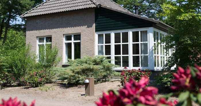 Lain-lain Comfortable House With a Dishwasher at the Bedafse Bergen