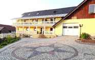 Others 4 Picturesque Apartment in Lichtenhain With Pond