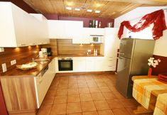 Others 6 Spacious Chalet in Piesendorf With Sauna