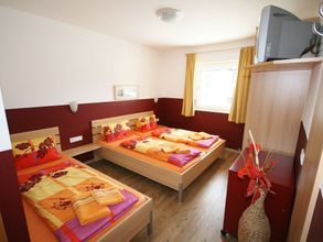 Others 4 Spacious Chalet in Piesendorf With Sauna