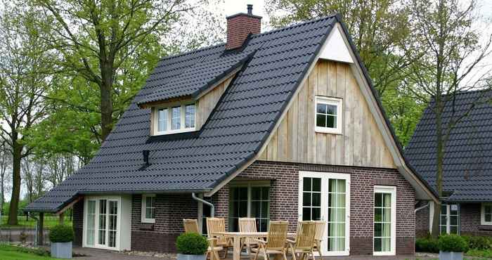 Others Beautiful House With Sunshower, in Natural Surroundings