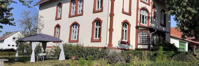 Others Spacious Farmhouse in Friedrichsfeld near Forest