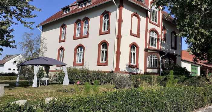 Khác Spacious Farmhouse in Friedrichsfeld near Forest