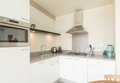 Others 4 Comfy Lodge with 2 Bathrooms near Beach