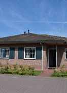 Imej utama Semi-detached Comfortable Bungalow Near the Veluwe