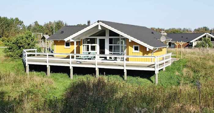 Khác 8 Person Holiday Home in Lokken