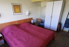 Others 2 4 Person Holiday Home in Vaeggerlose