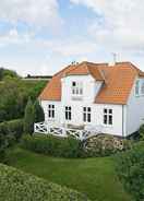 Imej utama Quaint Holiday Home in Bornholm near Sea