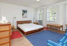 Others 5 Vintage Holiday Home in Syddanmark With Private Whirlpool