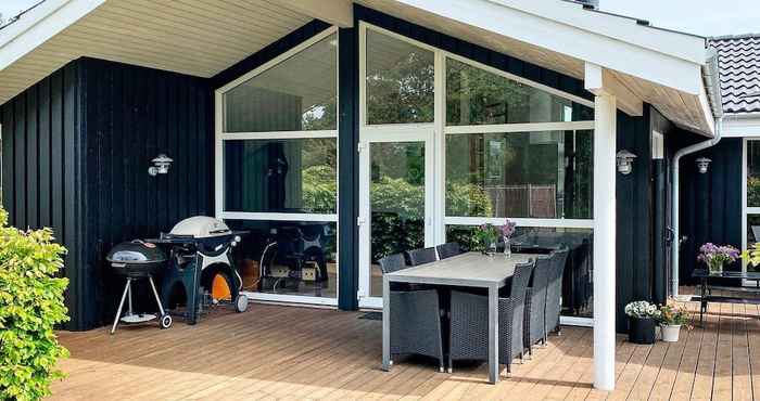 Lainnya 6 Person Holiday Home in Hals
