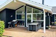 Lainnya 6 Person Holiday Home in Hals