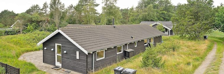 Khác 10 Person Holiday Home in Albaek