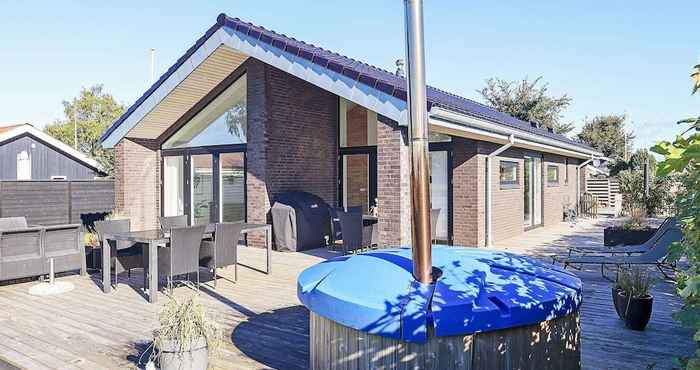 Others 6 Person Holiday Home in Otterup