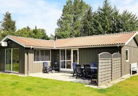 Others Quaint Holiday Home in Farsø With Indoor Whirlpool