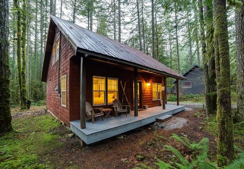 Others Glacier Springs Cabin 12 - Pet Friendly, Wifi, AC, Sleeps 4