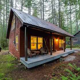 Primary image 1 Glacier Springs Cabin 12 - Pet Friendly, Wifi, AC, Sleeps 4, Whatcom County Hotels