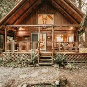 Primary image 1 ベイカー リム キャビン 17 - ア ラスティック ファミリー キャビン ウィズ モダン フィーチャーズ, ワットコム郡 ホテル