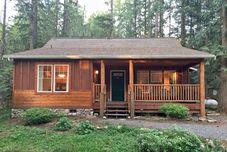 その他 Glacier Springs Cabin #bedrooms, 2 Baths - hot Tub! Pet Friendly!