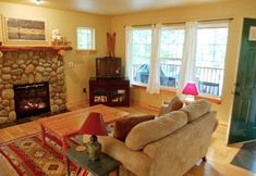 その他 5 Glacier Springs Cabin #bedrooms, 2 Baths - hot Tub! Pet Friendly!