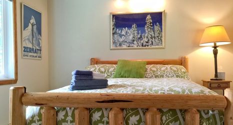 Others 2 Mt Baker Rim Cabin 99 - Charming Cabin With a hot Tub, Wi-fi, Pet Friendly