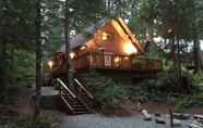 อื่นๆ 2 Snowline Cabin 98 A pet Friendly Cabin With a Wood Stove, hot tub and Wifi