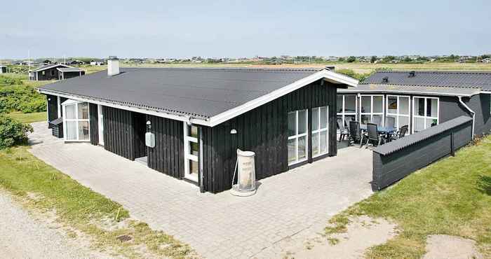 Khác 8 Person Holiday Home in Lokken