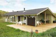 Others 8 Person Holiday Home in Lokken