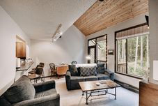 Lain-lain 14sw - Pets OK - Fireplace, Sleeps 4!