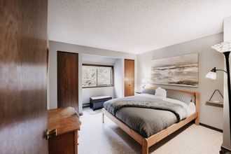 Others 4 14sw - Pets OK - Fireplace, Sleeps 4!