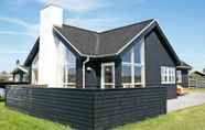 Lain-lain 5 6 Person Holiday Home in Lokken