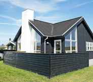 Lainnya 5 6 Person Holiday Home in Lokken