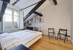 Others 2 Stylish Apartment in the heart of Torino