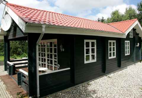 Lainnya Spacious Holiday Home With Sauna in Logstor