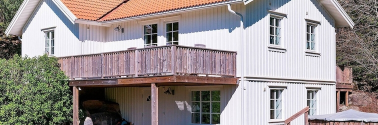 Others 10 Person Holiday Home in Uddevalla