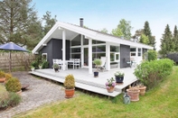 Khác 6 Person Holiday Home in Dronningmølle