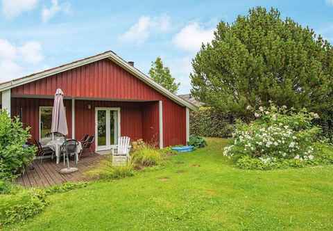 Others 5 Person Holiday Home in Bjert