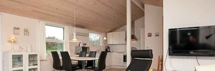 Lainnya 4 Person Holiday Home in Lokken